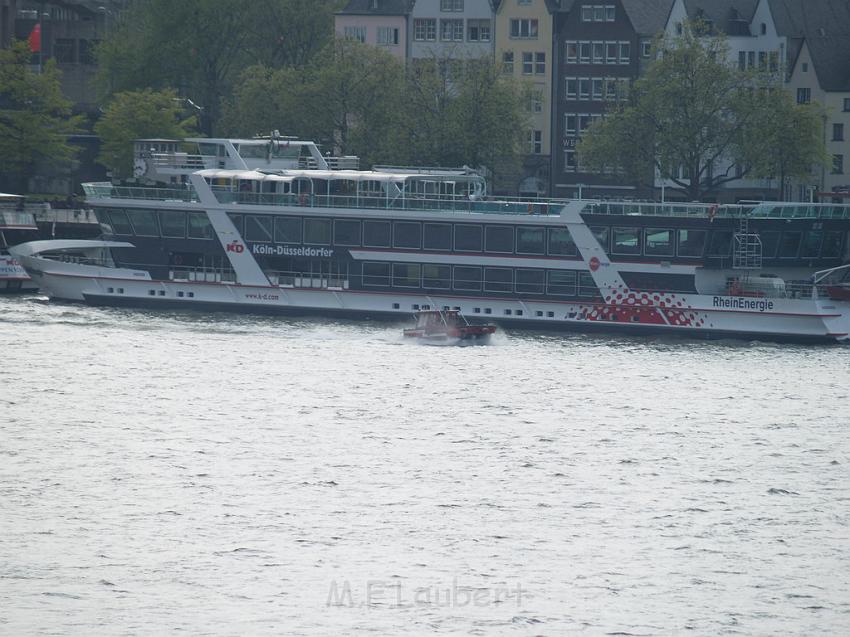 Uebungsfahrt Loeschboot und Ursula P02.JPG